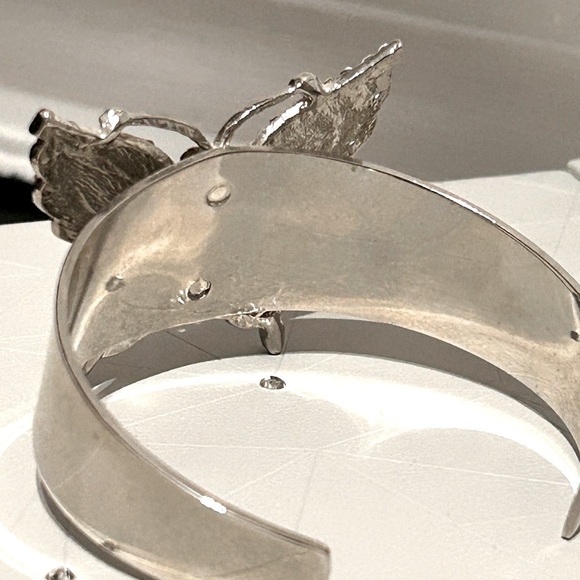 🦋 Vintage Stylish 90s Butterfly Silver and Clear Pave Crystal Cuff Bracelet 🦋✨ - Picture 10 of 11